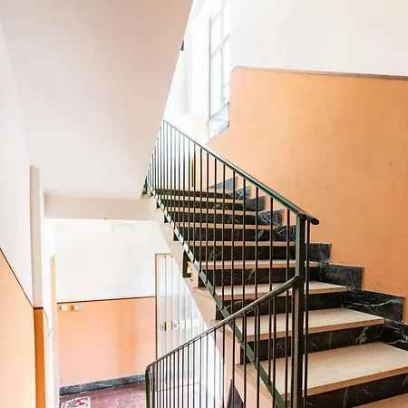 Modern In With Stunning Views - 75 M² Apartamento *