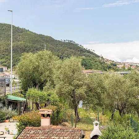 Apartment Modern In With Stunning Views 75 M² La Spezia