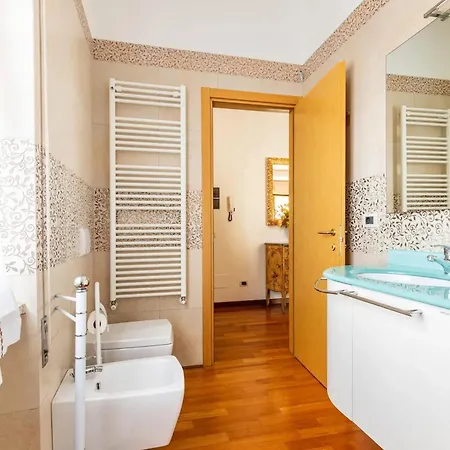 Apartment Modern In With Stunning Views 75 M² *