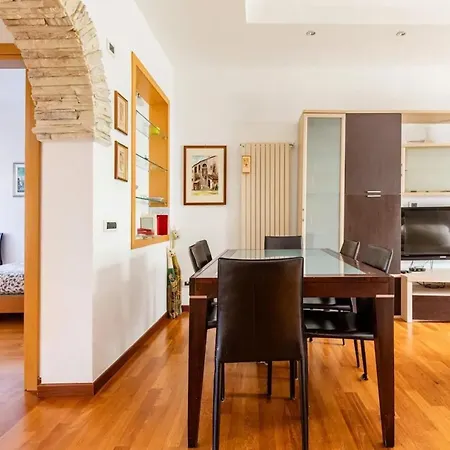 Modern In With Stunning Views 75 M²